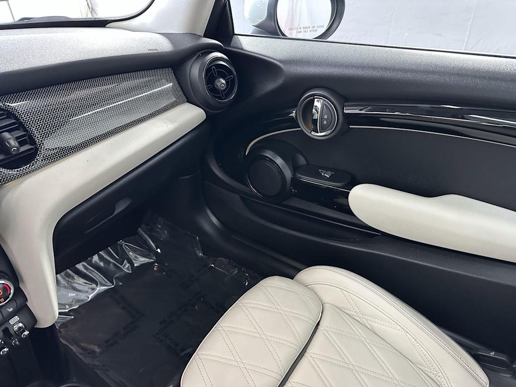 Thumbnail: 2023 MINI Cooper - 25