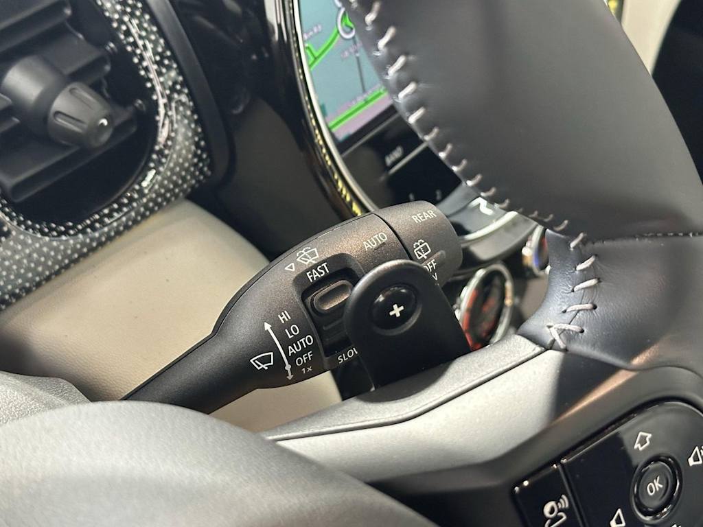 Thumbnail: 2023 MINI Cooper - 22