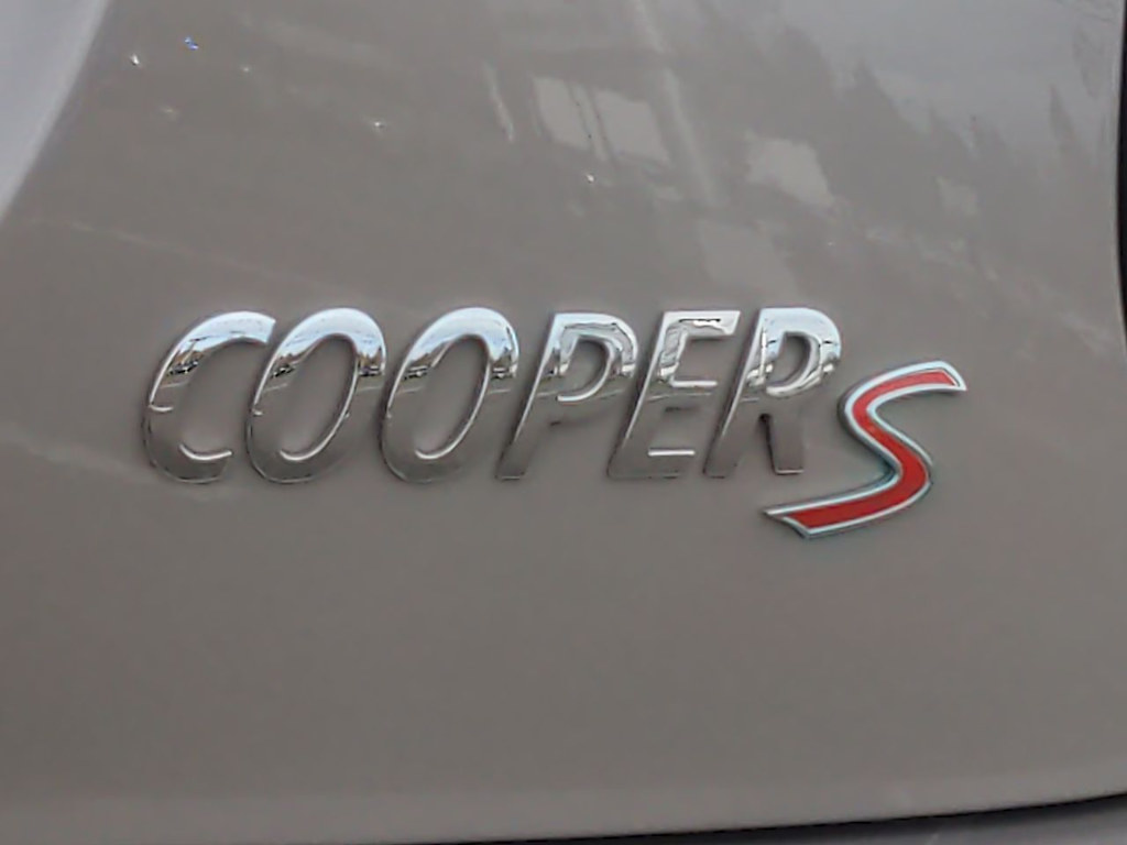 Thumbnail: 2023 MINI Cooper Hardtop - 25
