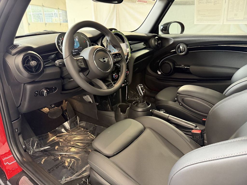 Thumbnail: 2023 MINI Cooper - 2