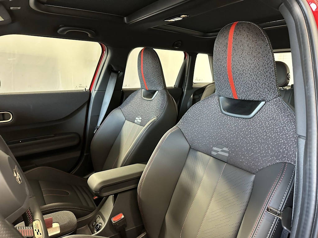 Thumbnail: 2026 MINI Cooper - 9