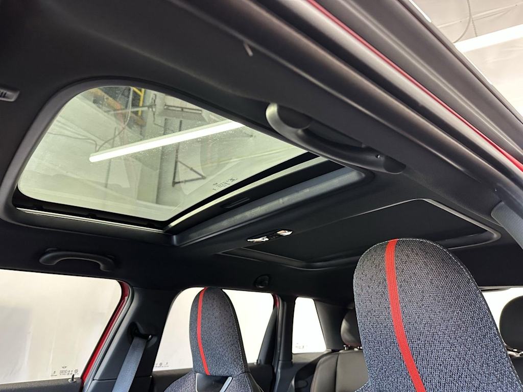 Thumbnail: 2026 MINI Cooper - 18