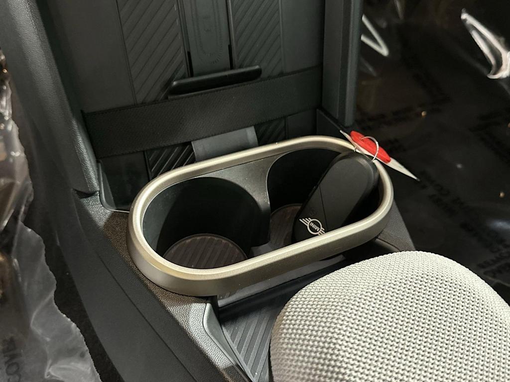 Thumbnail: 2025 MINI Cooper - 23