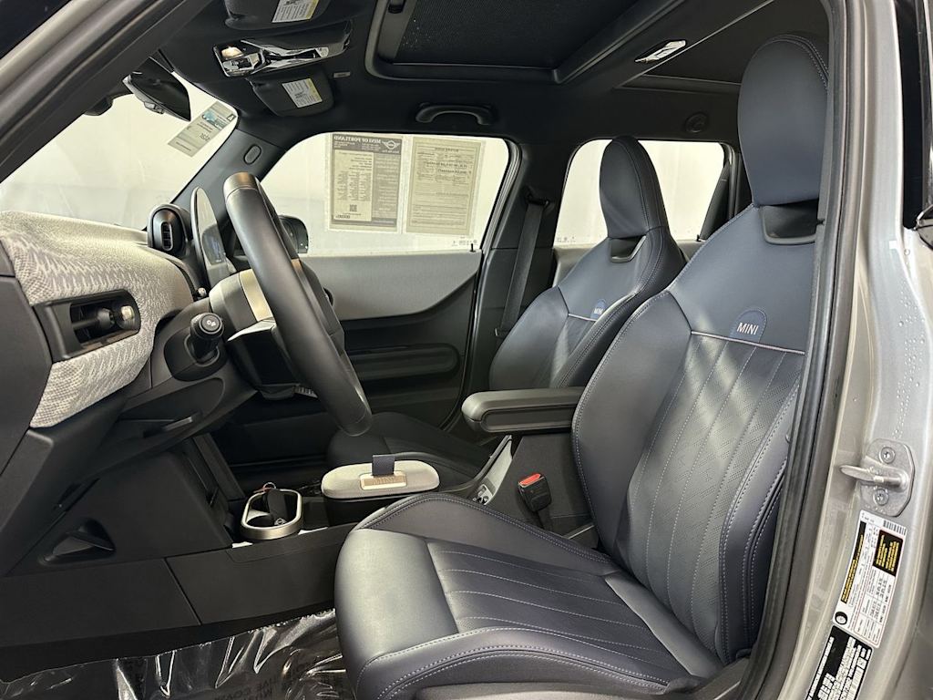 Thumbnail: 2025 MINI Cooper - 10