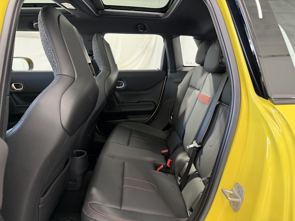 Thumbnail: 2026 MINI Cooper - 9