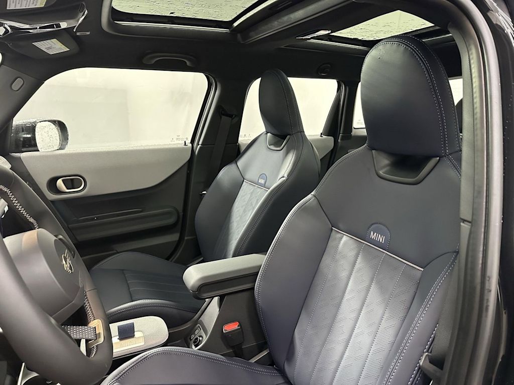 Thumbnail: 2026 MINI Cooper - 9