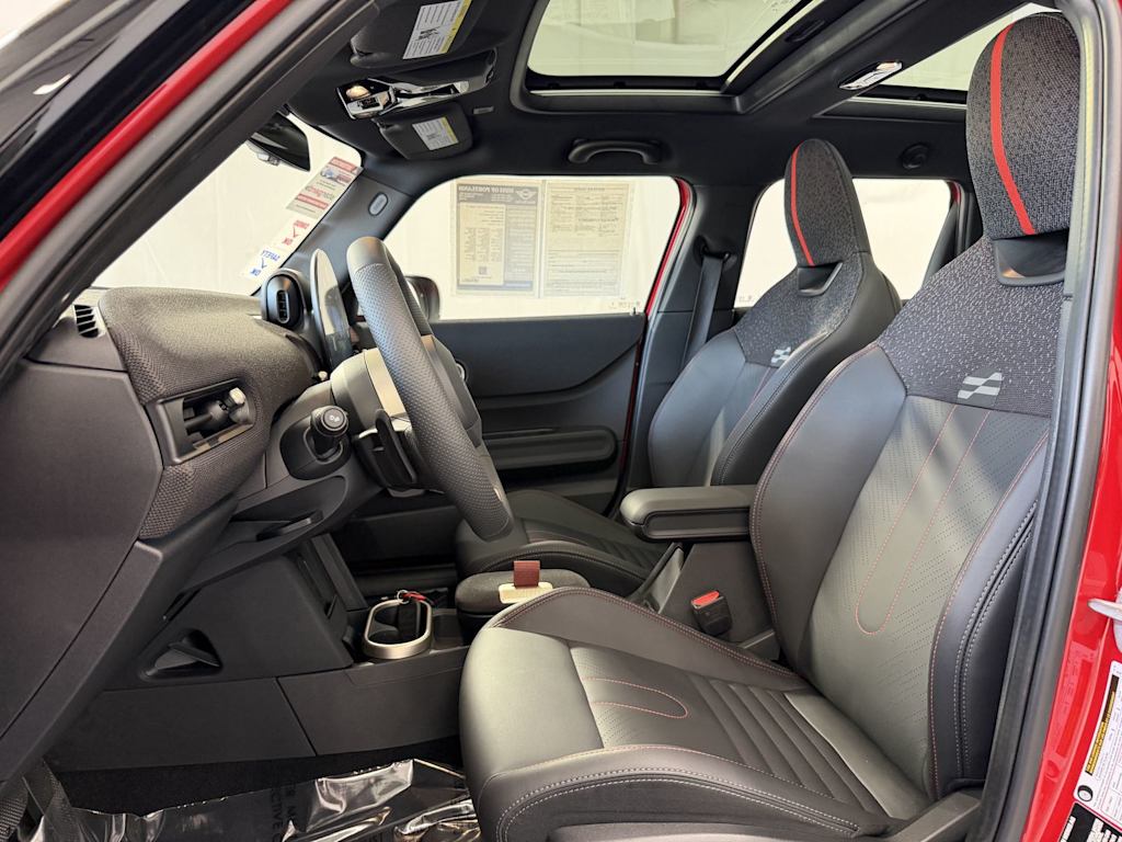 Thumbnail: 2025 MINI Cooper - 9