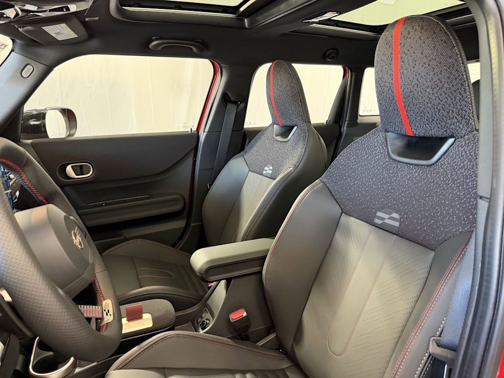 Thumbnail: 2026 MINI Cooper - 9