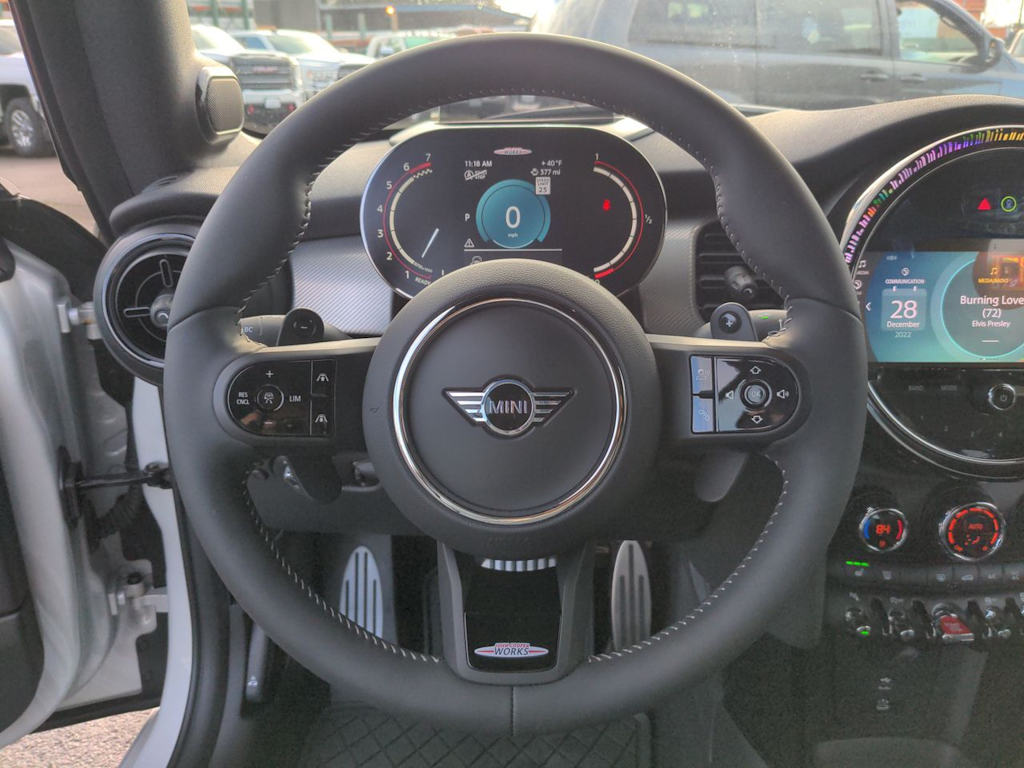 Thumbnail: 2023 MINI Cooper - 9