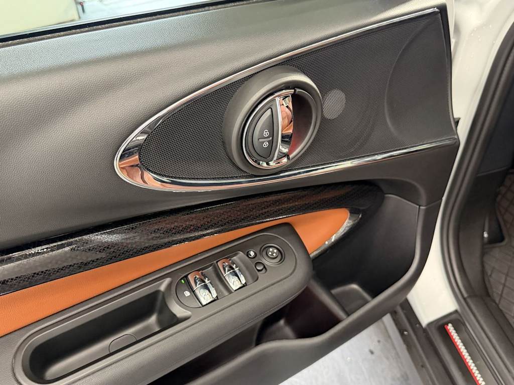 Thumbnail: 2023 MINI Cooper Clubman - 18