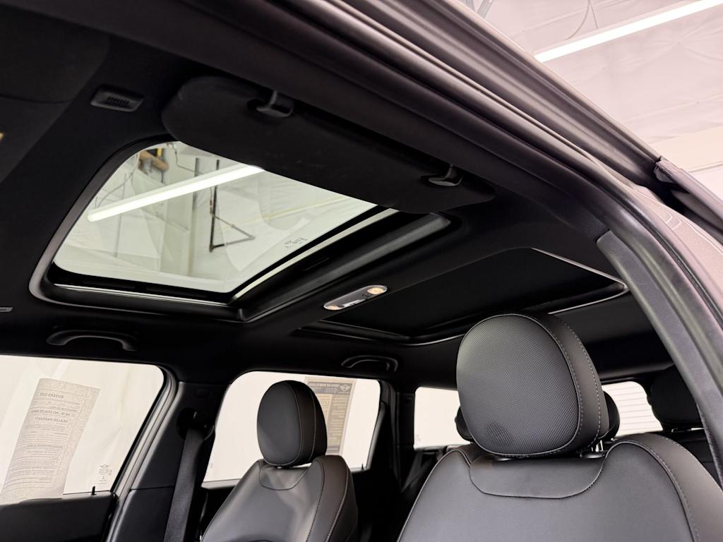 Thumbnail: 2019 MINI Cooper Clubman - 18