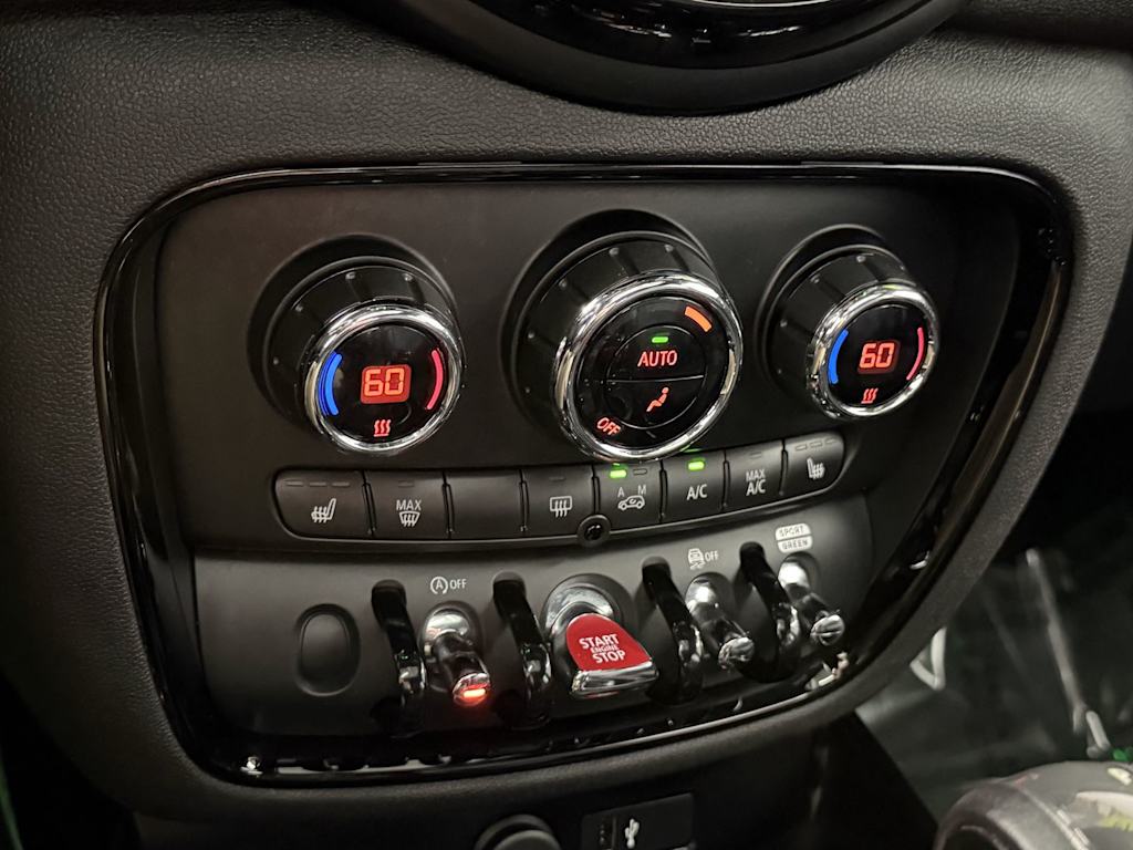 Thumbnail: 2019 MINI Cooper Clubman - 23