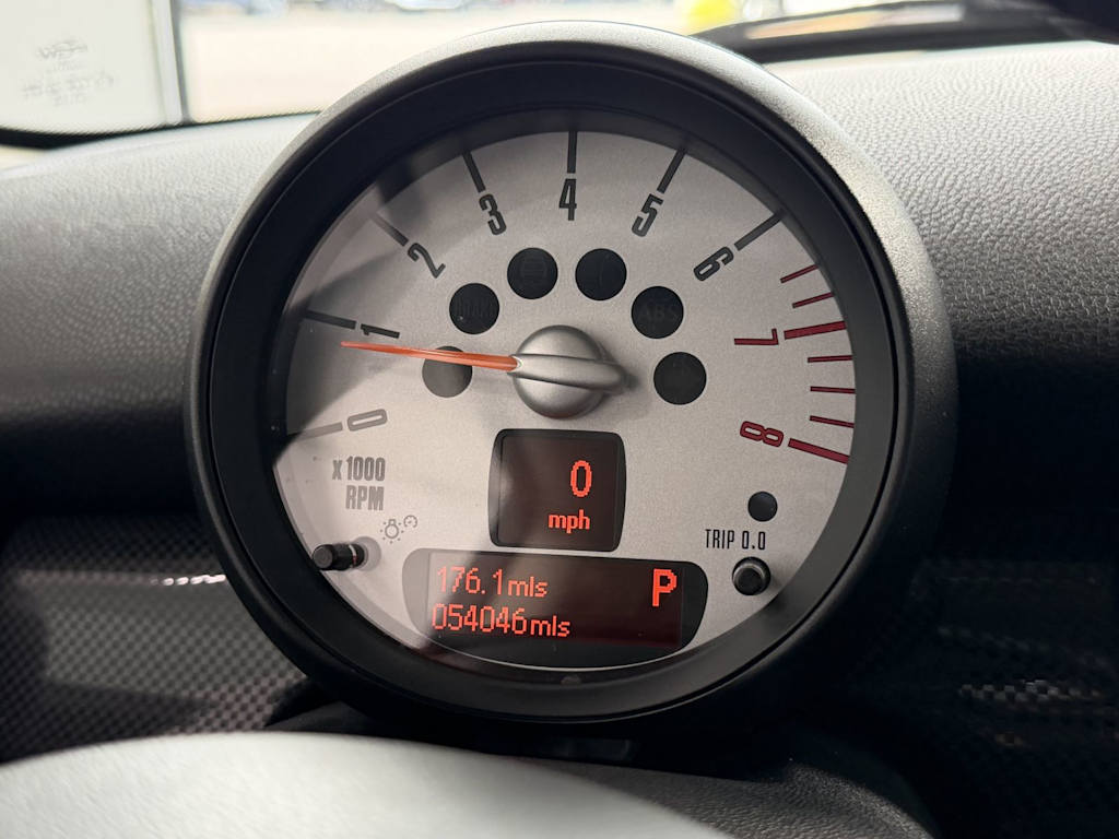 Thumbnail: 2013 MINI Cooper - 19