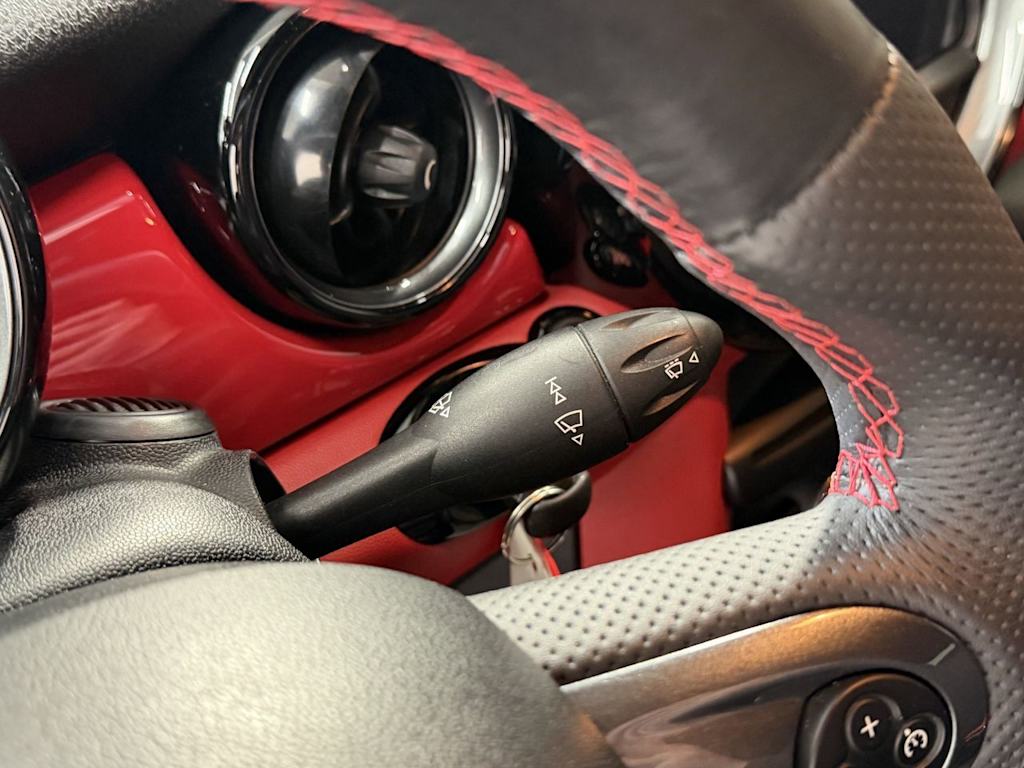 Thumbnail: 2012 MINI Cooper - 12