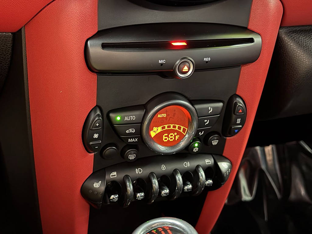 Thumbnail: 2012 MINI Cooper - 20