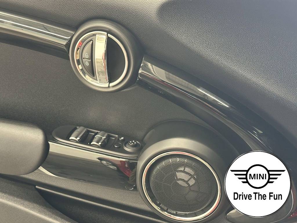 Thumbnail: 2019 MINI Cooper - 7