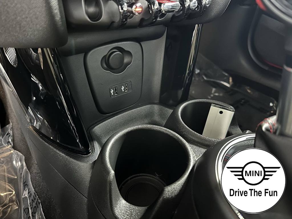 Thumbnail: 2019 MINI Cooper - 24