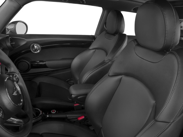 Thumbnail: 2016 MINI Cooper Hardtop - 10