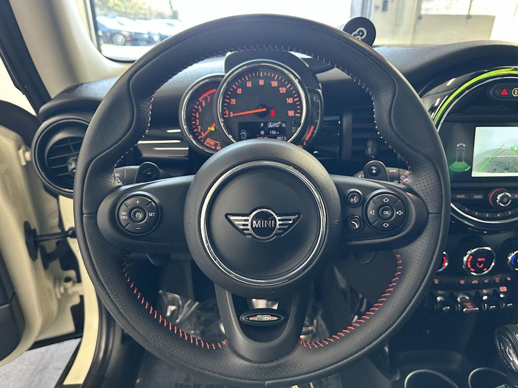 Thumbnail: 2019 MINI Cooper Hardtop - 9