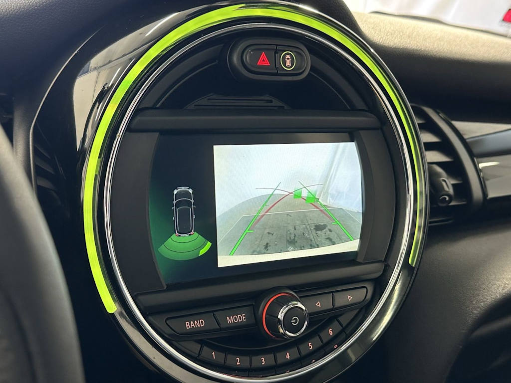 Thumbnail: 2019 MINI Cooper Hardtop - 13