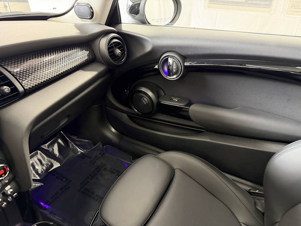 Thumbnail: 2021 MINI Cooper - 11