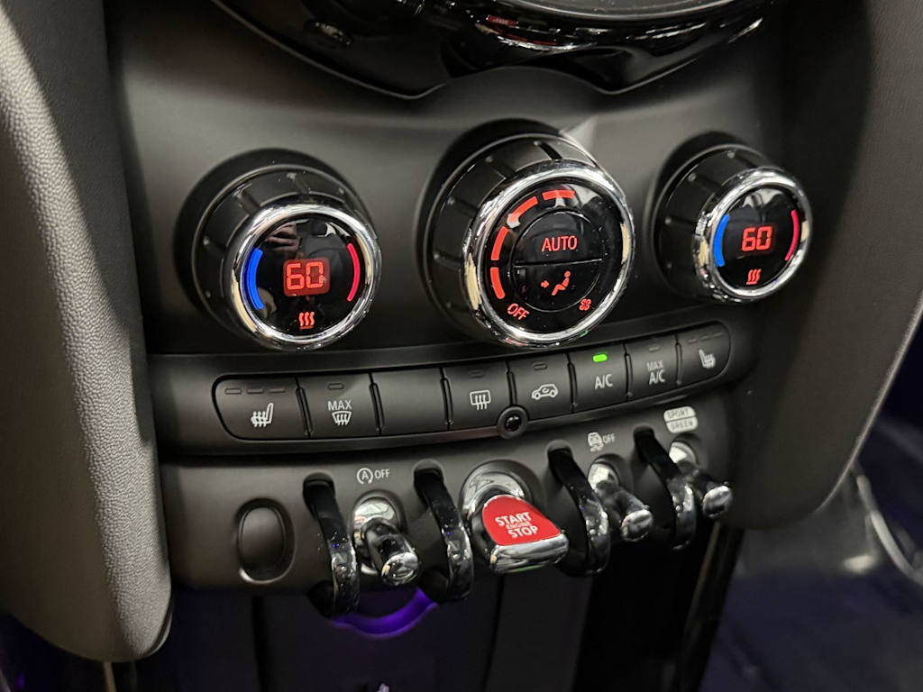 Thumbnail: 2021 MINI Cooper - 23