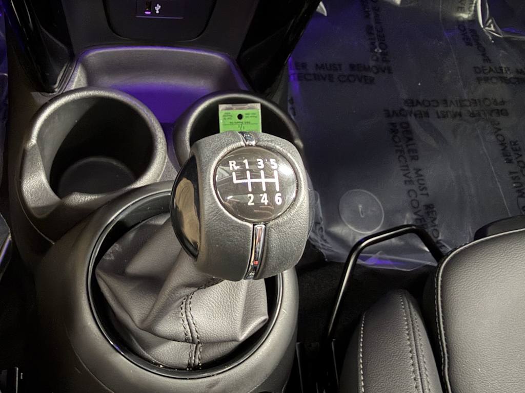 Thumbnail: 2021 MINI Cooper - 24