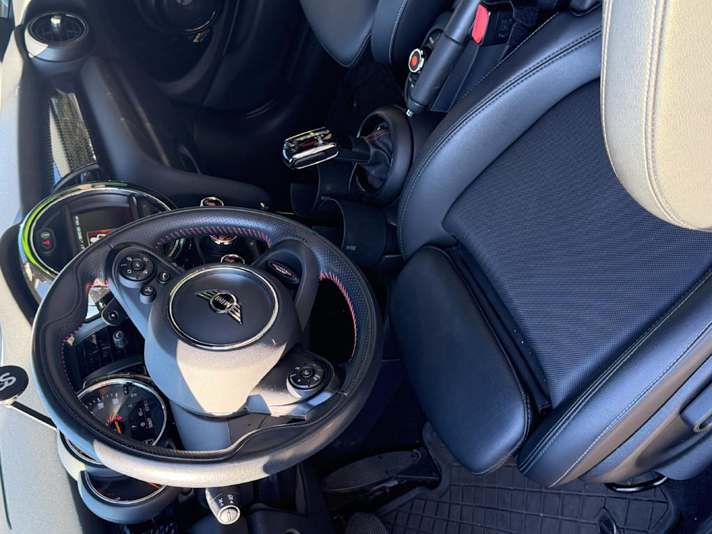 Thumbnail: 2021 MINI Cooper - 2