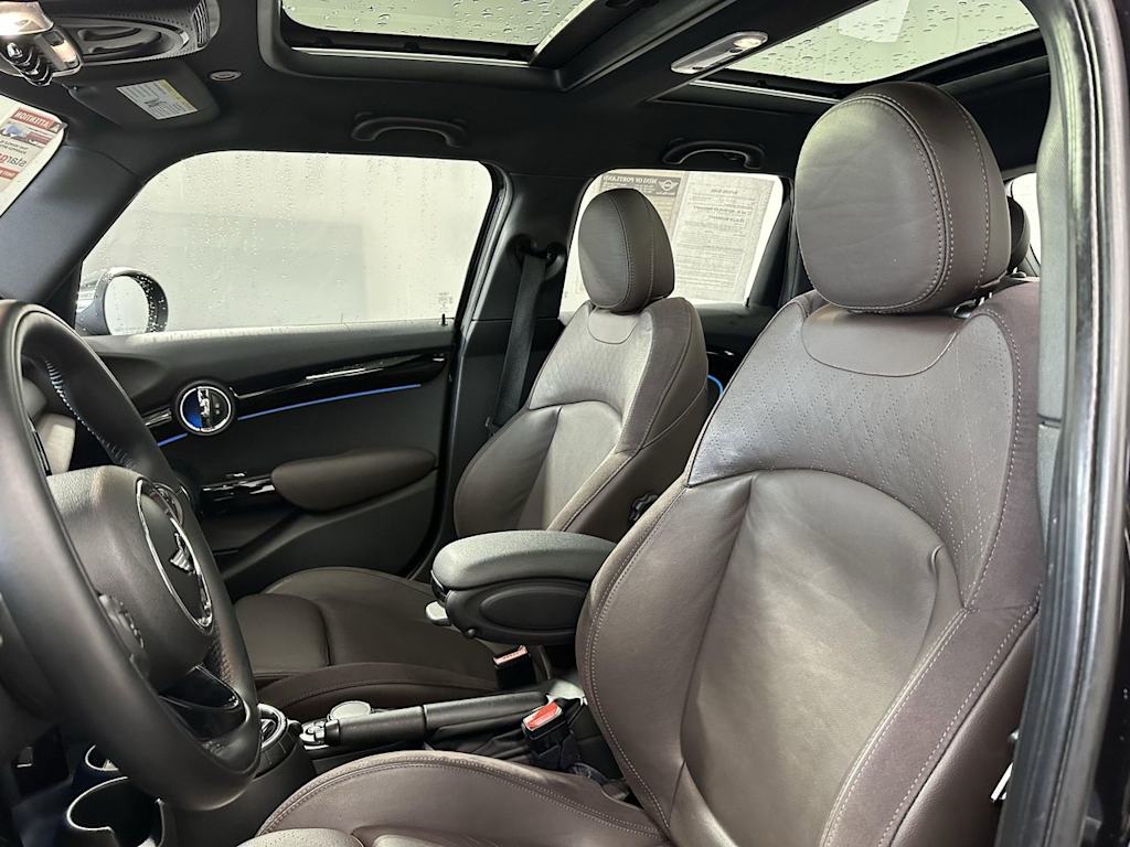 Thumbnail: 2016 MINI Cooper - 9