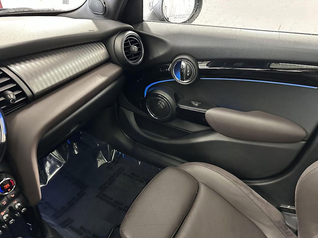 Thumbnail: 2016 MINI Cooper - 12