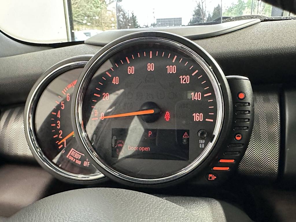 Thumbnail: 2016 MINI Cooper - 15