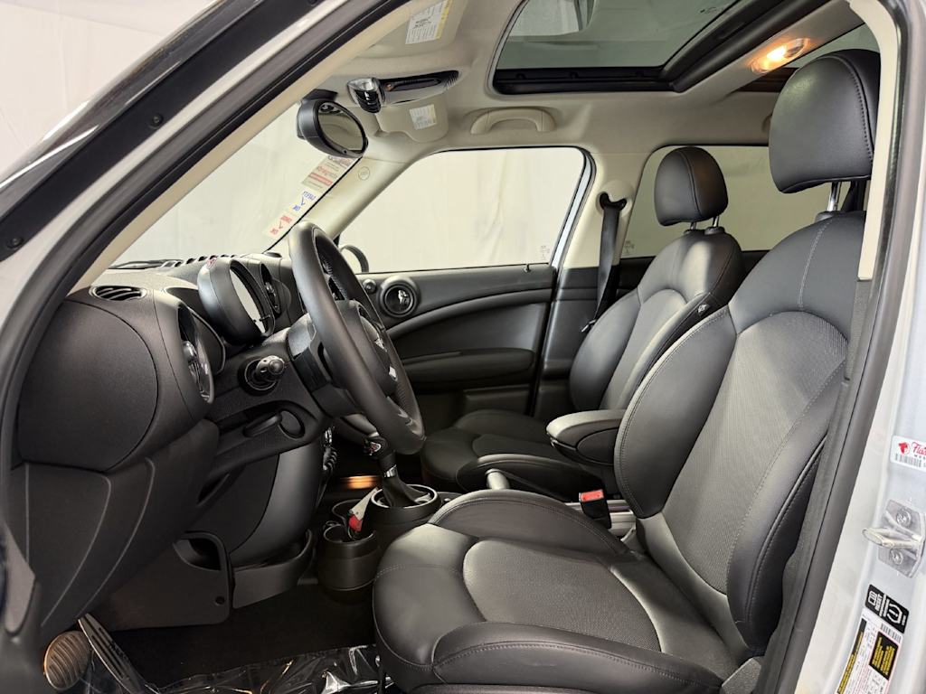 Thumbnail: 2015 MINI Cooper Countryman - 10