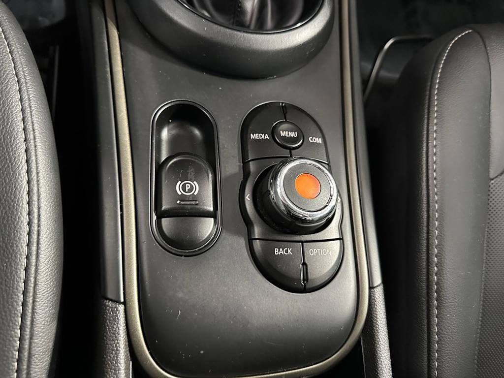 Thumbnail: 2022 MINI Cooper Countryman - 25