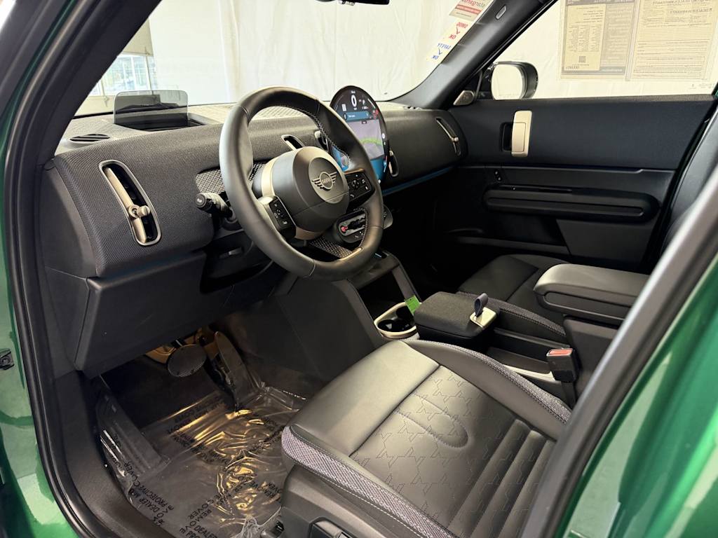 Thumbnail: 2025 MINI Cooper Countryman - 2