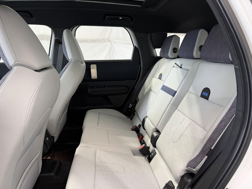 Thumbnail: 2026 MINI Cooper Countryman - 10