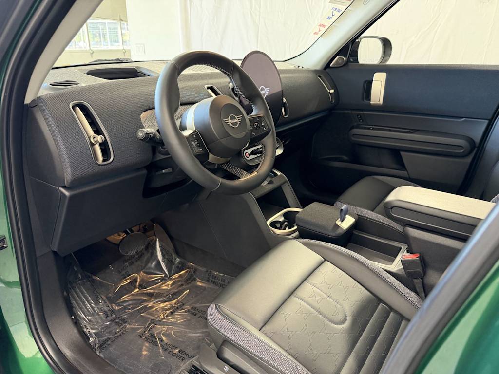 Thumbnail: 2025 MINI Cooper Countryman - 2