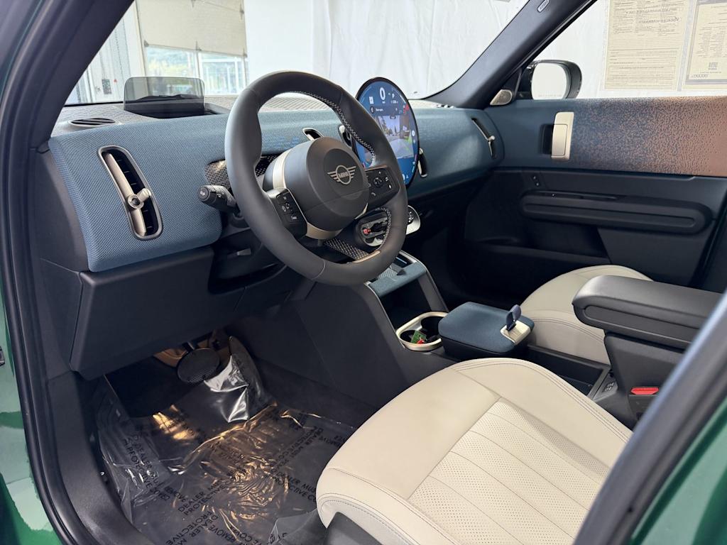 Thumbnail: 2025 MINI Cooper Countryman - 2