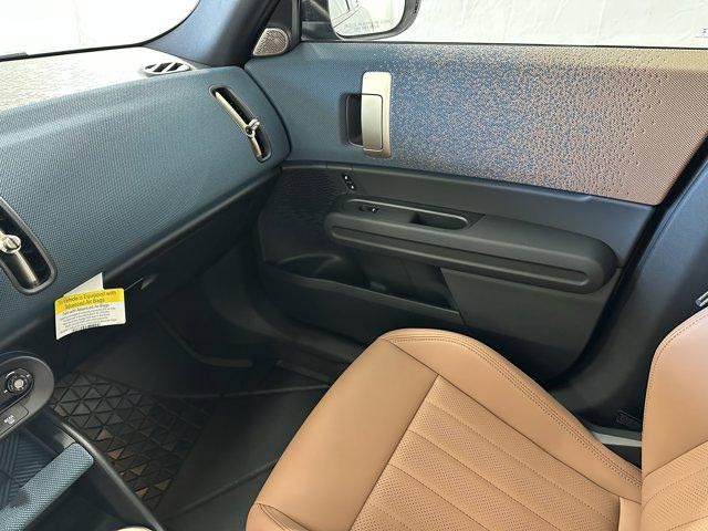 Thumbnail: 2025 MINI Cooper Countryman - 25