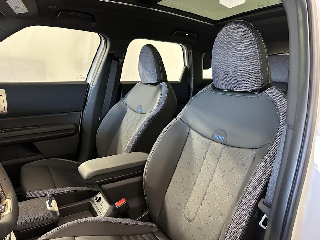 Thumbnail: 2026 MINI Cooper Countryman - 9