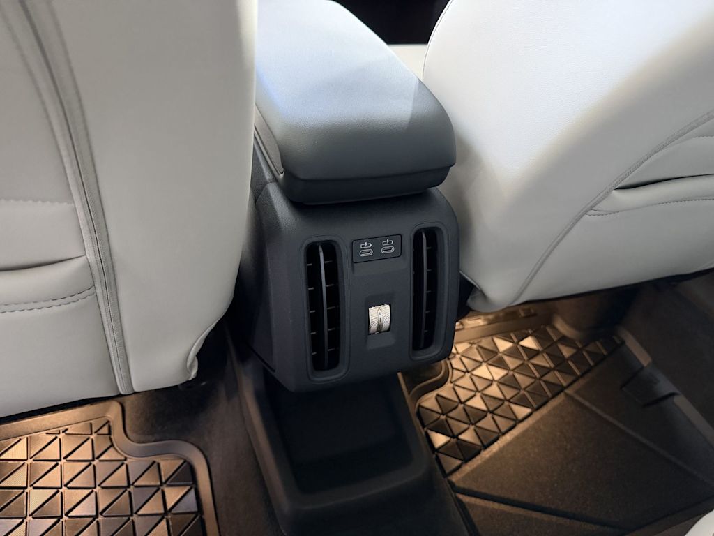 Thumbnail: 2026 MINI Cooper Countryman - 10