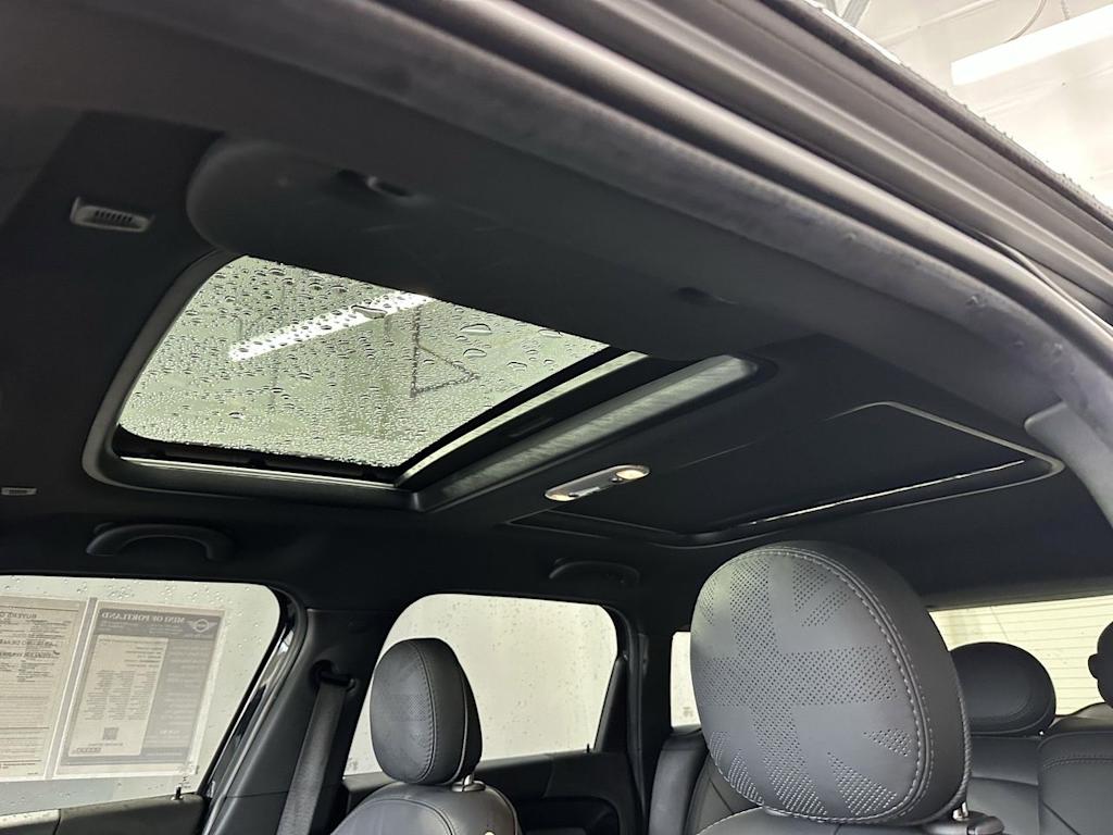 Thumbnail: 2023 MINI Cooper Countryman - 17