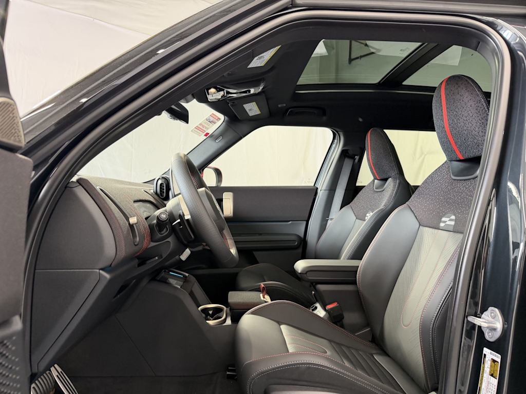 Thumbnail: 2027 MINI Cooper Countryman - 10