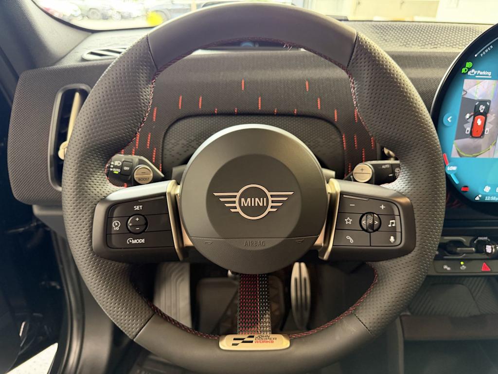 Thumbnail: 2027 MINI Cooper Countryman - 8