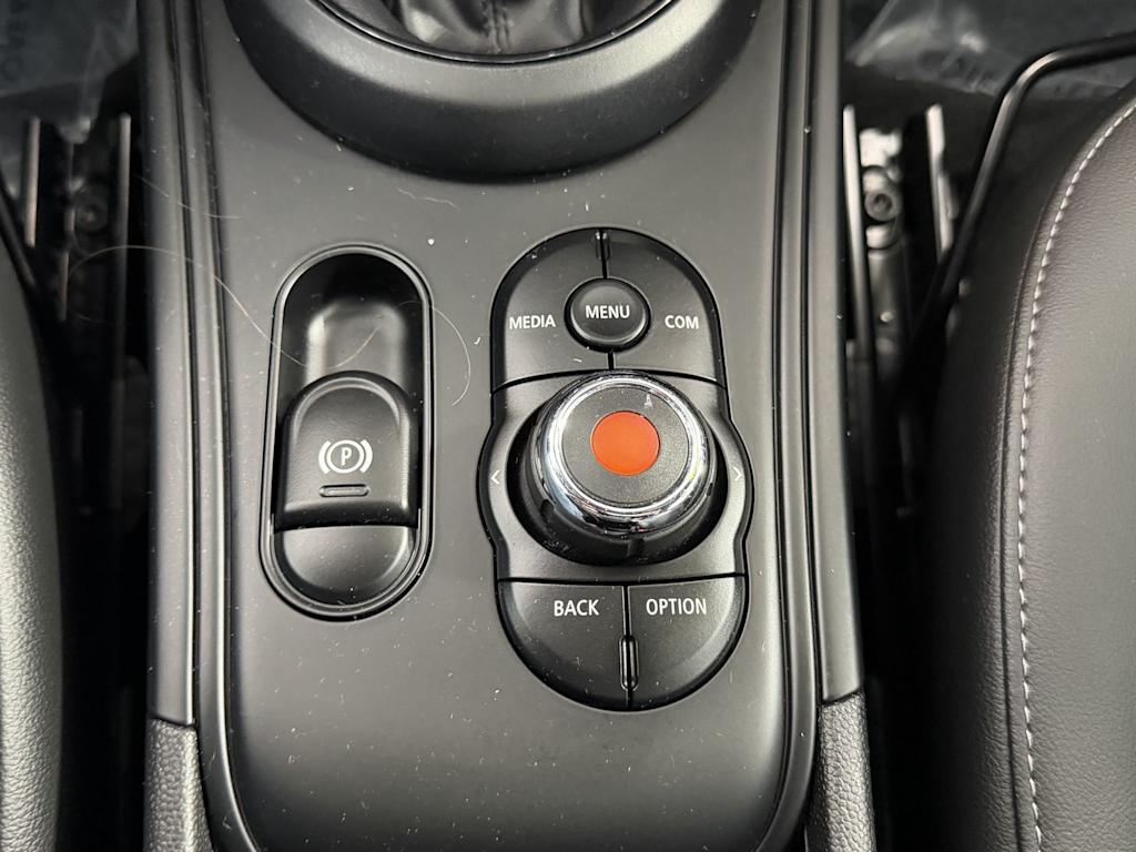 Thumbnail: 2021 MINI Cooper Countryman - 23