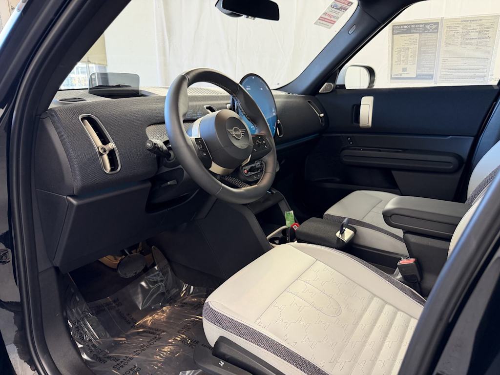 Thumbnail: 2025 MINI Cooper Countryman - 2