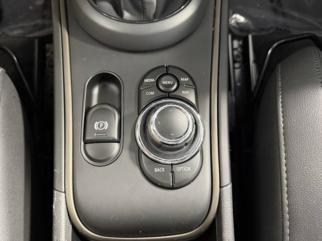 Thumbnail: 2023 MINI Cooper Countryman - 24