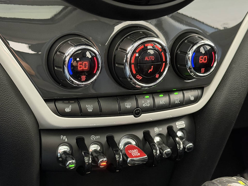 Thumbnail: 2019 MINI Cooper Countryman - 22