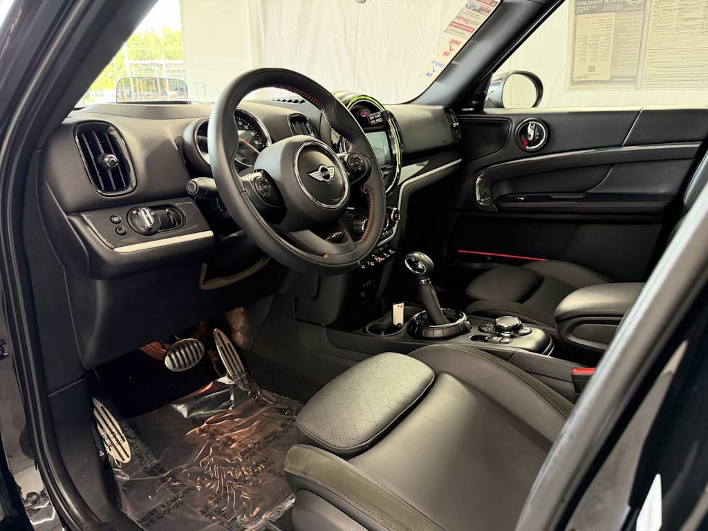 Thumbnail: 2017 MINI Cooper Countryman - 2