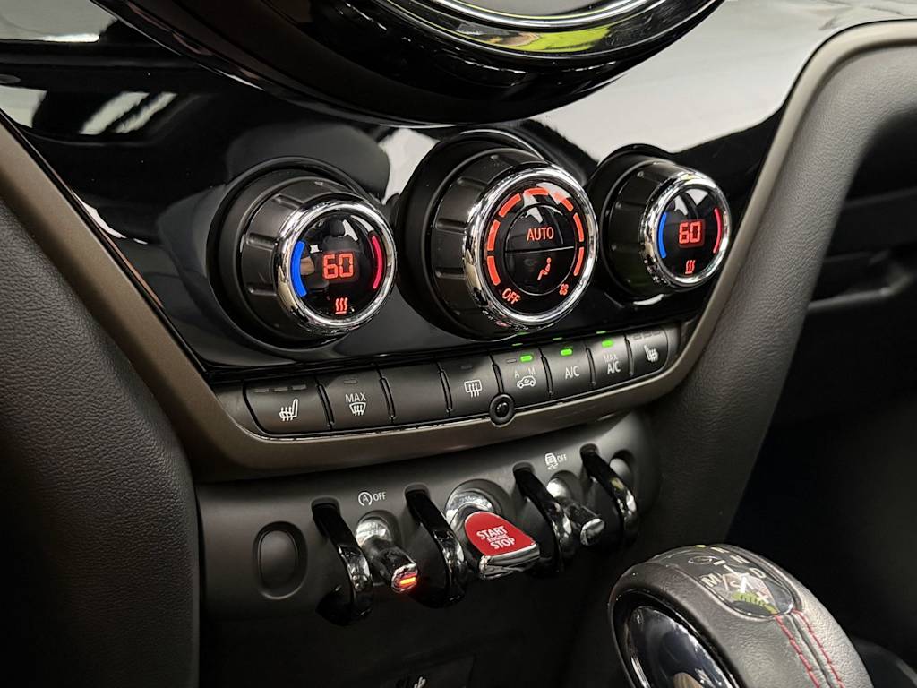 Thumbnail: 2019 MINI Cooper Countryman - 23
