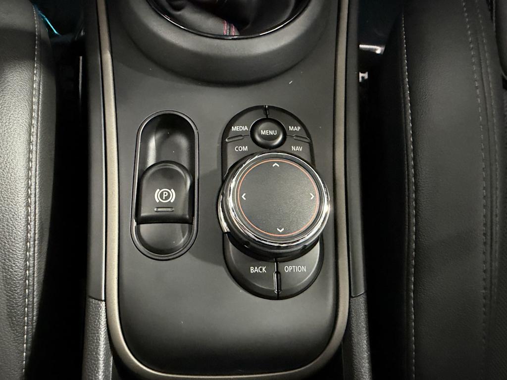 Thumbnail: 2019 MINI Cooper Countryman - 25